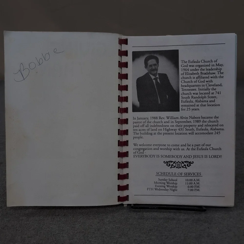 Giving Thanks‎ Eufaula Church of God Alabama Community Cookbook Spiral Bound VG-